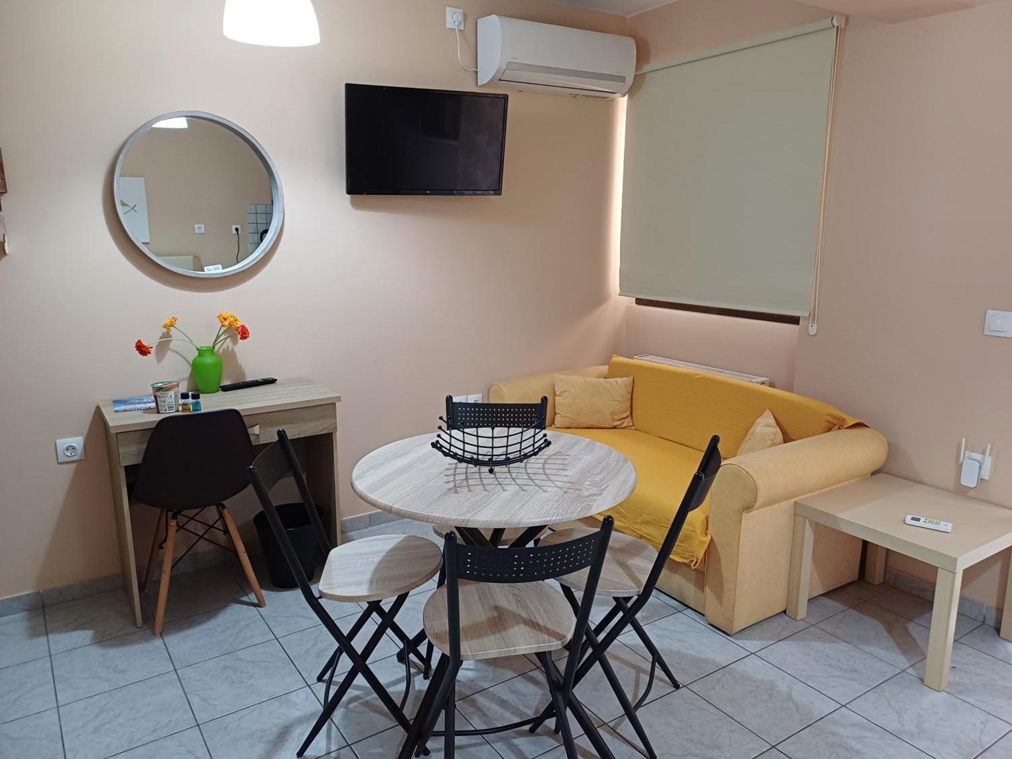 Nini'S House 1 Apartman Nidrí Kültér fotó
